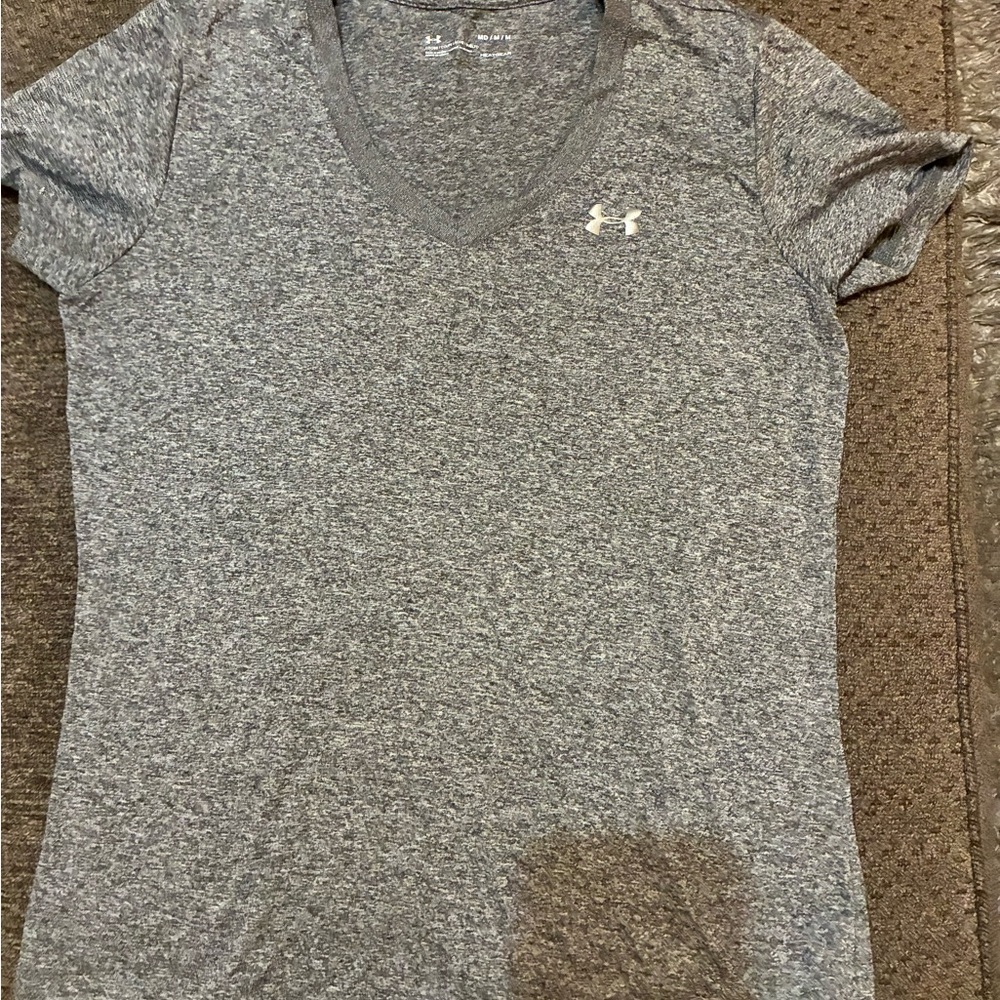 Under Armour Women's Heathered Gray V-Neck Tee